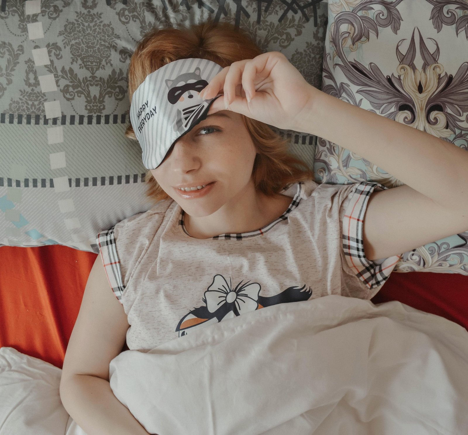 Almohadas y antifaces